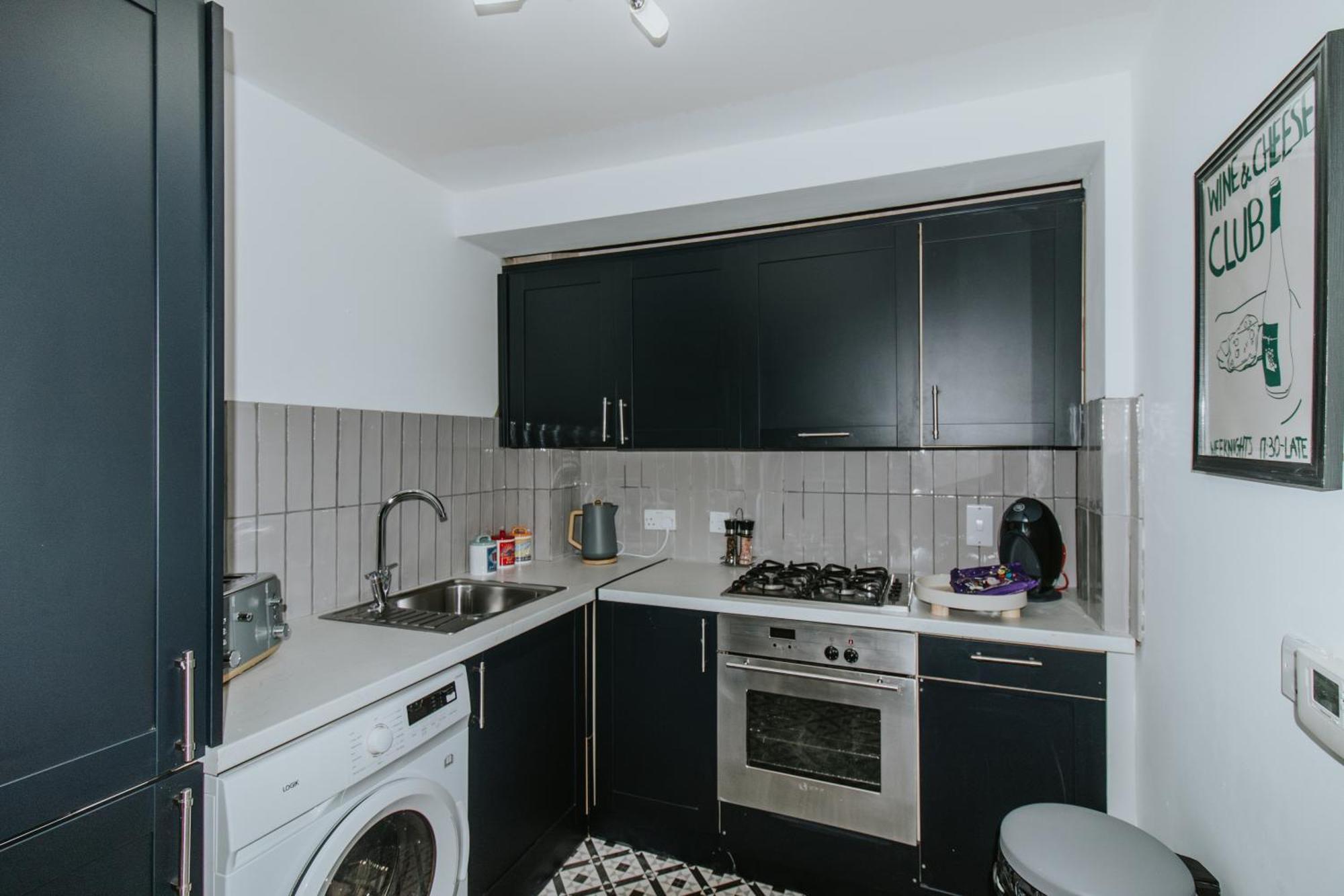 Whitehall Square Apartments- Queen'S Quarters بلفاست المظهر الخارجي الصورة