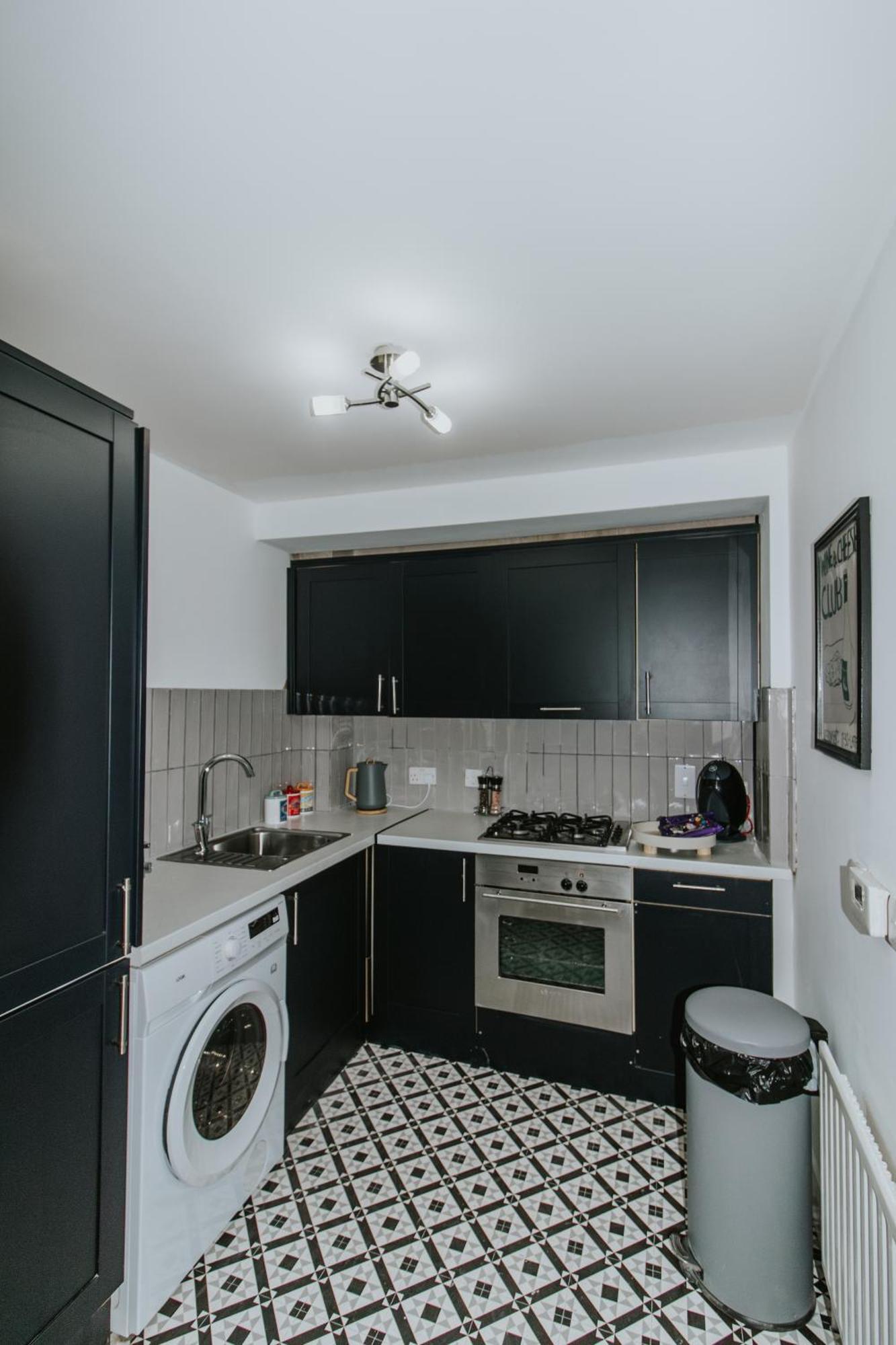 Whitehall Square Apartments- Queen'S Quarters بلفاست المظهر الخارجي الصورة