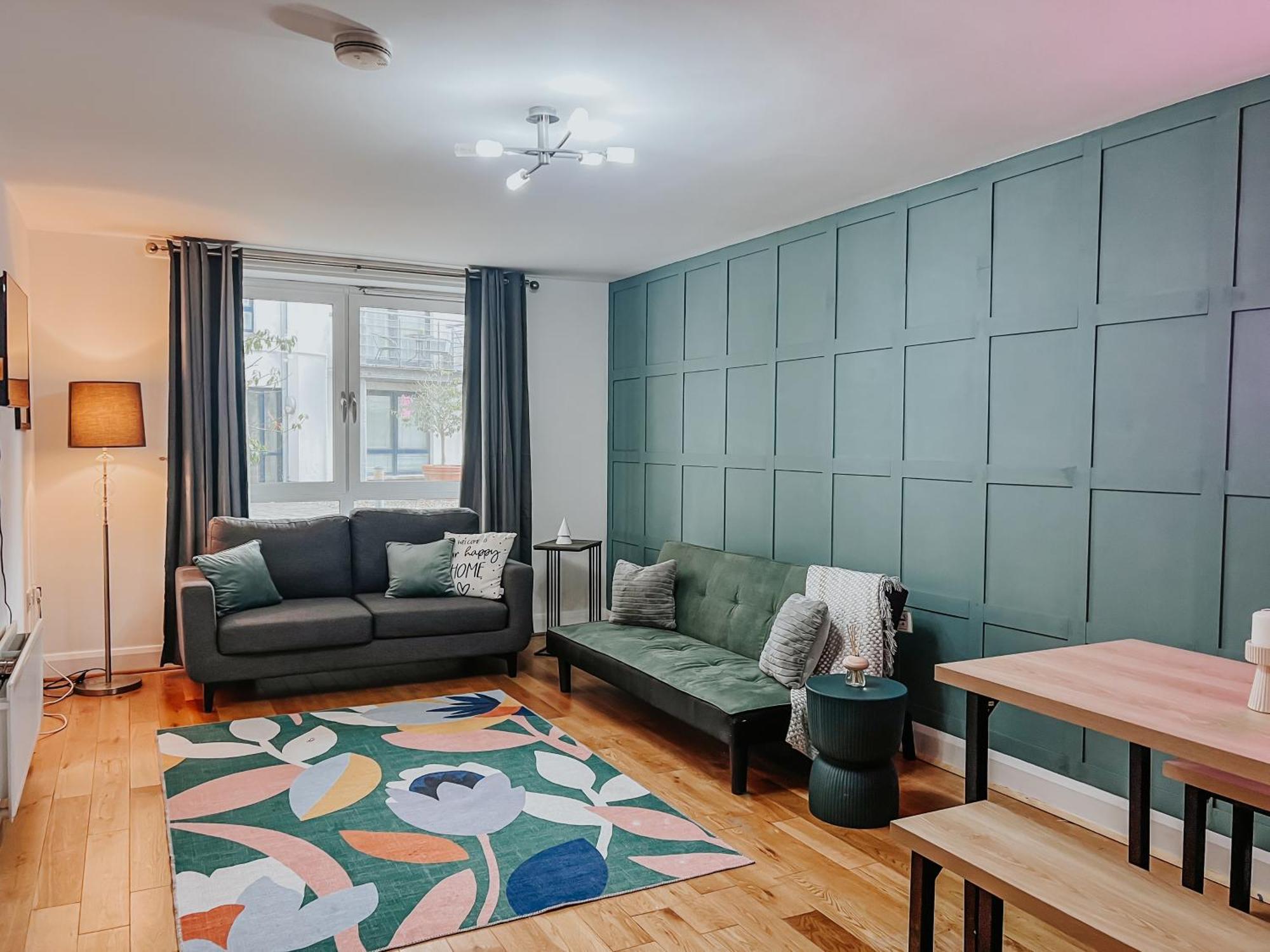 Whitehall Square Apartments- Queen'S Quarters بلفاست المظهر الخارجي الصورة