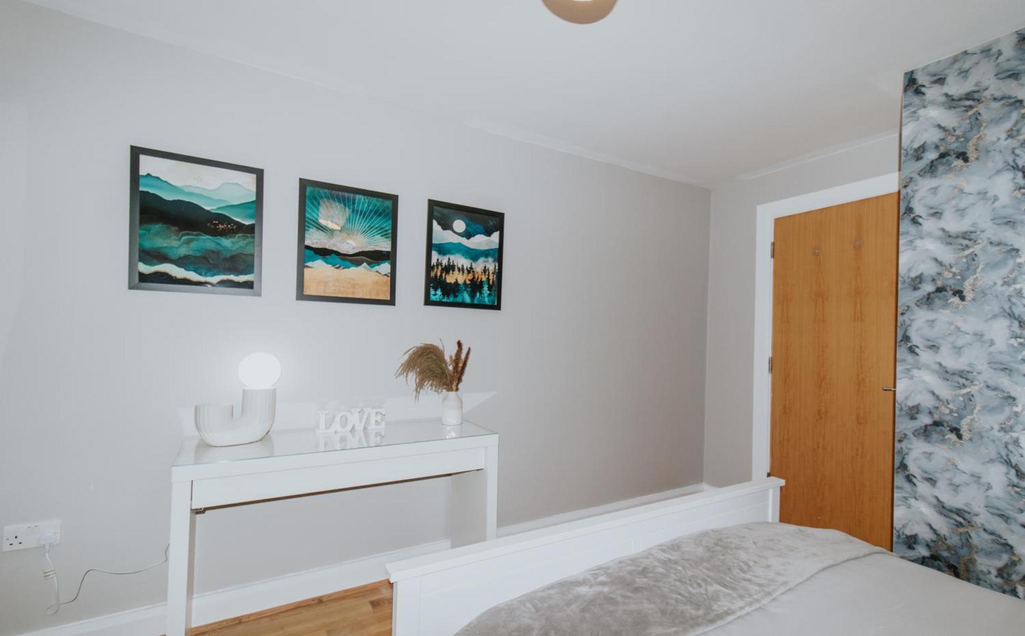 Whitehall Square Apartments- Queen'S Quarters بلفاست المظهر الخارجي الصورة