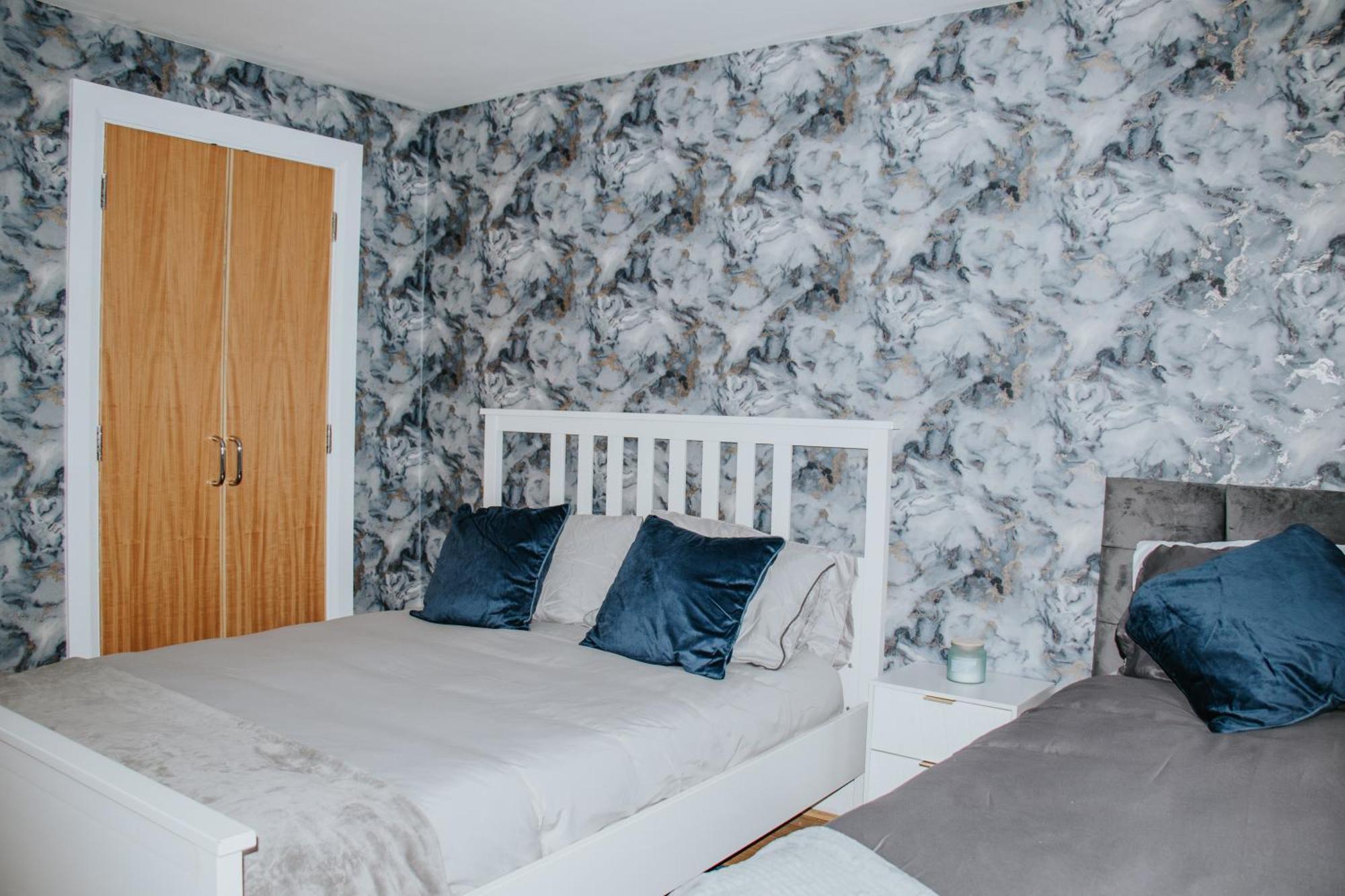 Whitehall Square Apartments- Queen'S Quarters بلفاست المظهر الخارجي الصورة