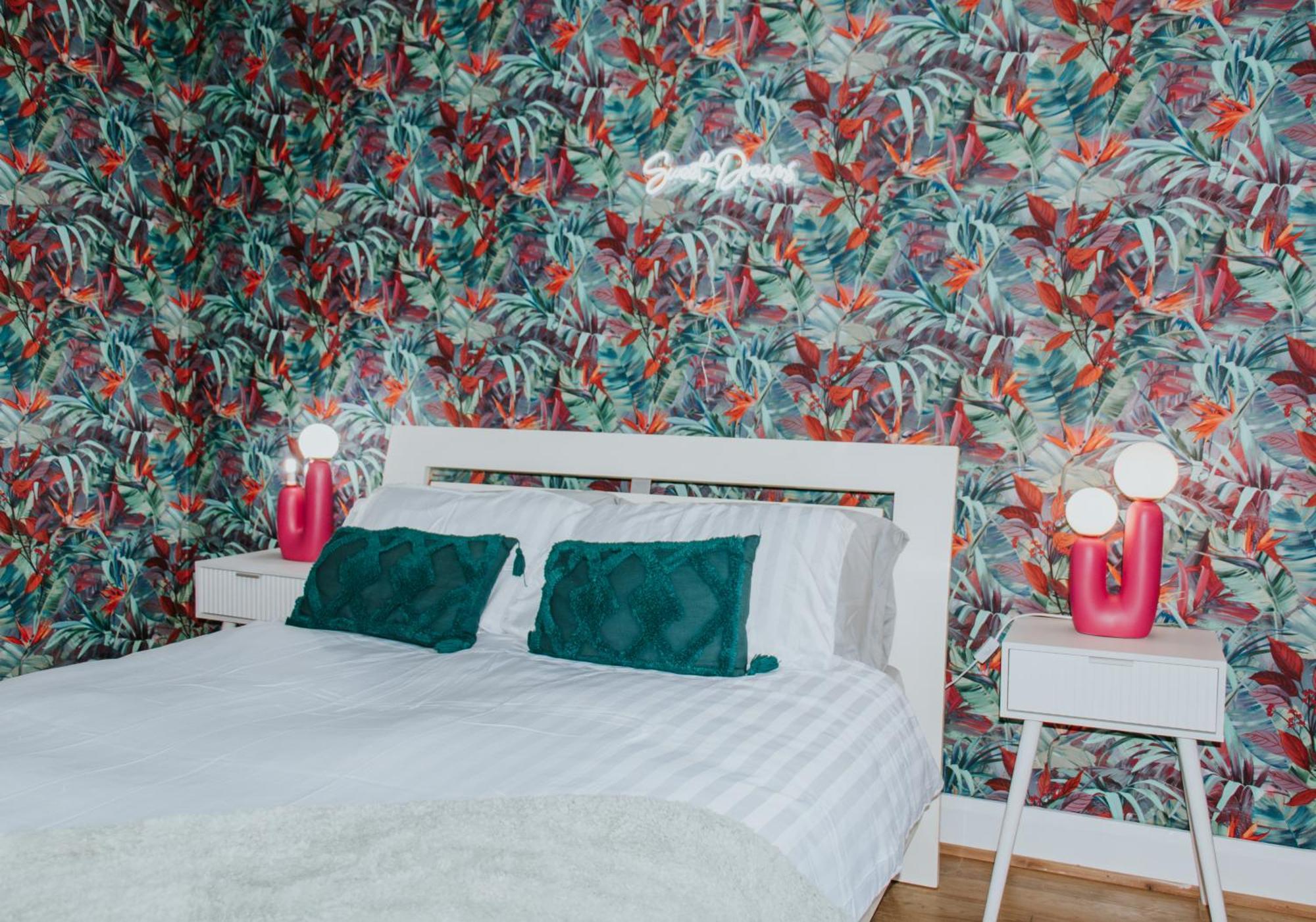 Whitehall Square Apartments- Queen'S Quarters بلفاست المظهر الخارجي الصورة